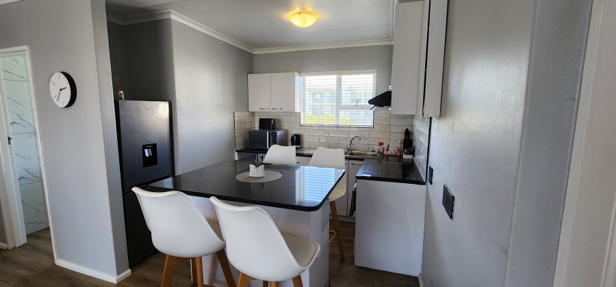 To Let 2 Bedroom Property for Rent in Big Bay Western Cape